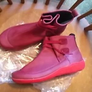 NEw Red Booties  7.5/39